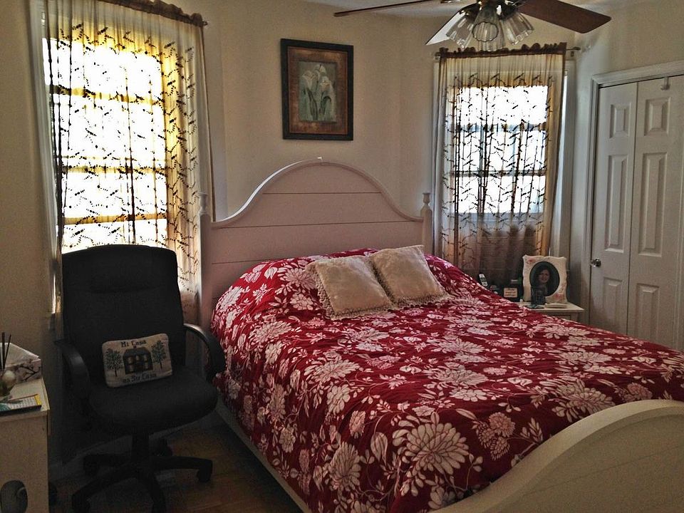 2nd image of 2864 Lamport Pl #2