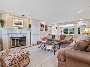 26 Howe St, Hingham, MA 02043