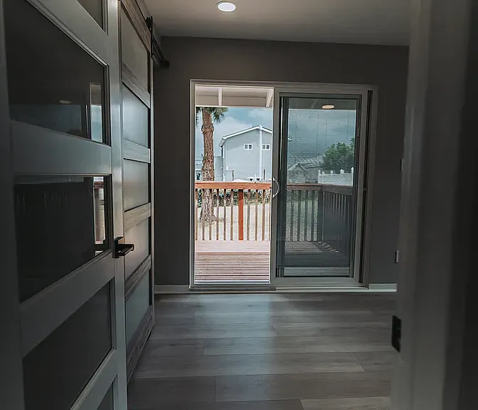 6658 Comstock Ct — Photo 12