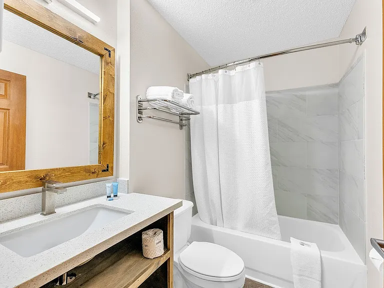 The Amian Residence — Photo 21