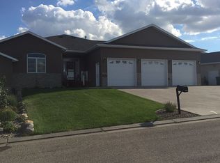 2176 Par Dr, Washburn, ND 58577