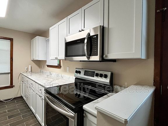 5th image of 311 N Arlington Ave