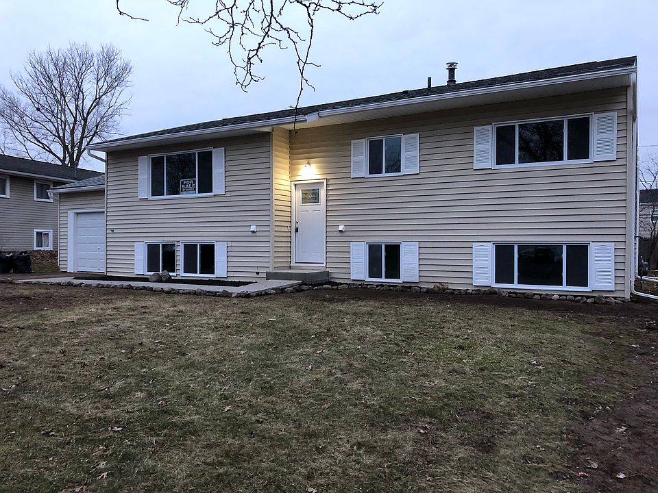 1st image of 20 Wallman Dr