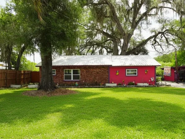 11717 E Salmon Dr, Floral City, FL 34436