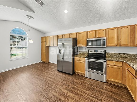 3rd image of 158 Sweetbrier Branch Ln
