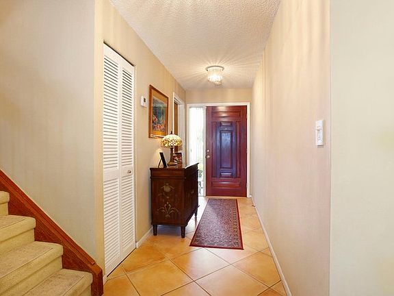 5th image of 10005 NW 52nd Ter