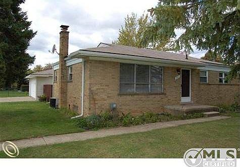 190 N. Cass Lake Rd 090 (Small).