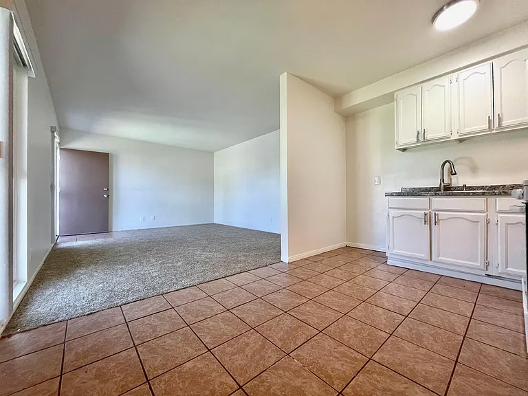 815 N Rose Ave #A2 — Photo 11