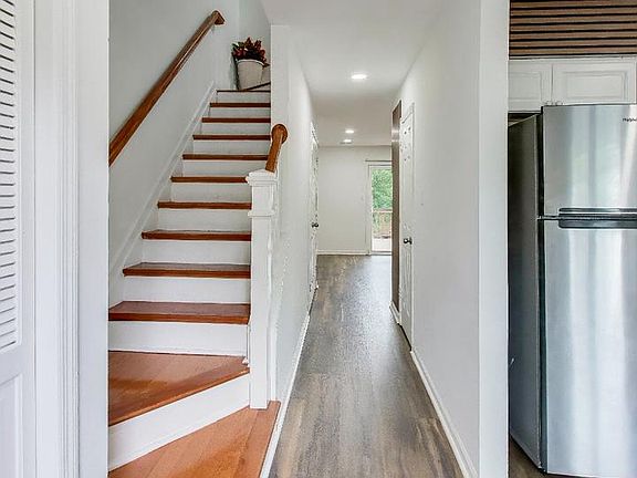 4th image of 5875 Rowanberry Dr #35