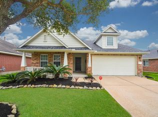 1410 Chandler Park Ln, Fresno, TX 77545