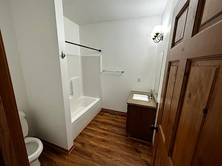 2968 Meadowlark Ln — Photo 6
