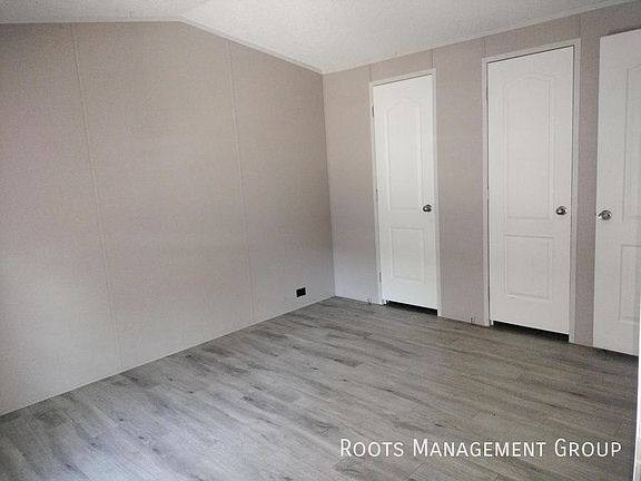 4th image of 2222 E 8th St Lot 112