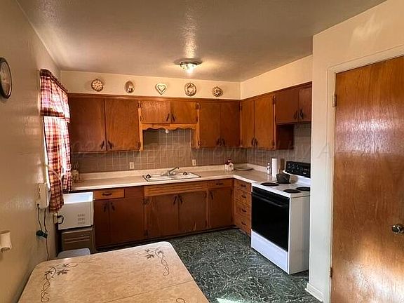 5th image of 6 N Jefferson St