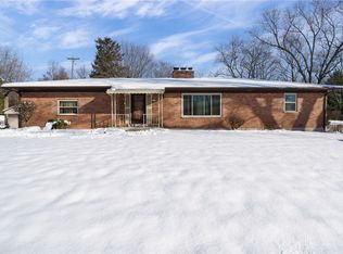 5640 Terrace Park Dr, Dayton, OH 45429