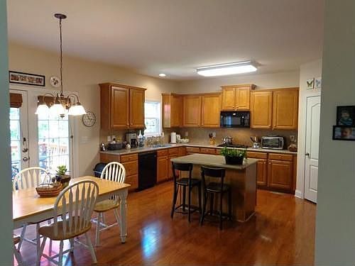 4th image of 69 Oak Springs Trl