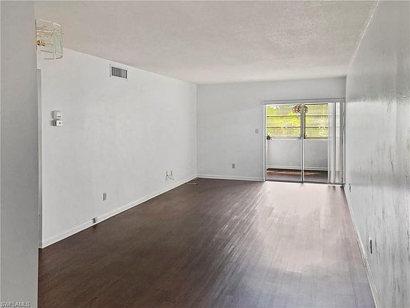 4th image of 333 Joel Blvd APT 237