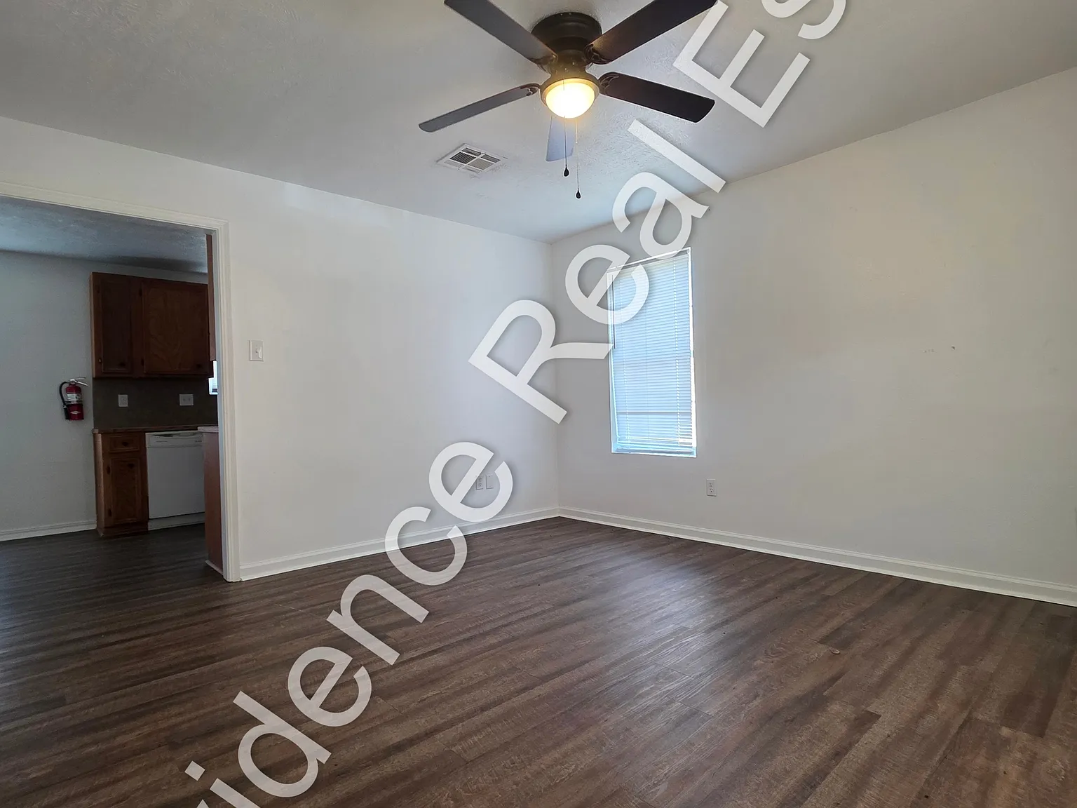 164 Greene Lane - 164 — Photo 2