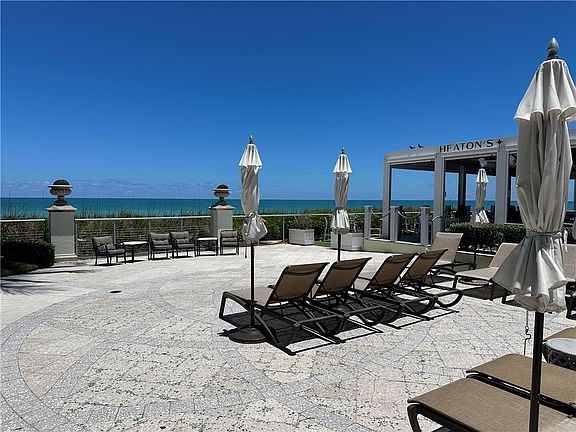 3rd image of 3500 Ocean Dr #325