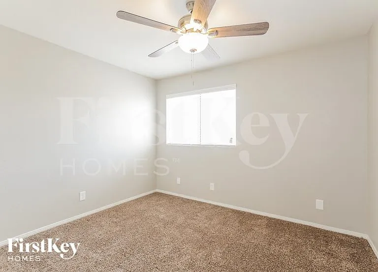 2100 Storkspur Way — Photo 10