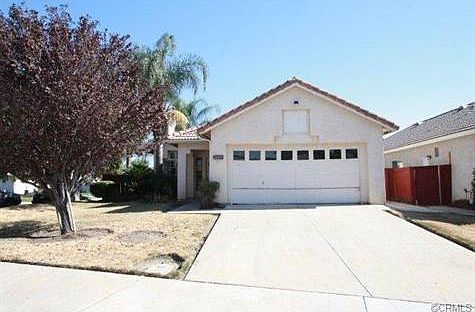 1st image of 28094 Stillwater Dr