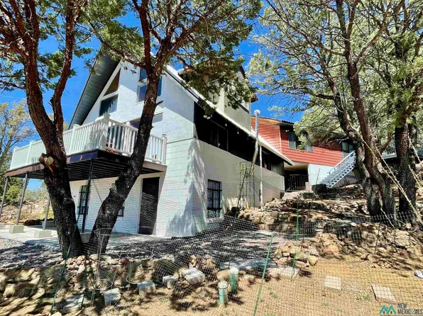 20 Village Rd, Silver City, NM 88061