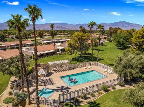 77413 Sawgrass Cir, Palm Desert, CA 92211