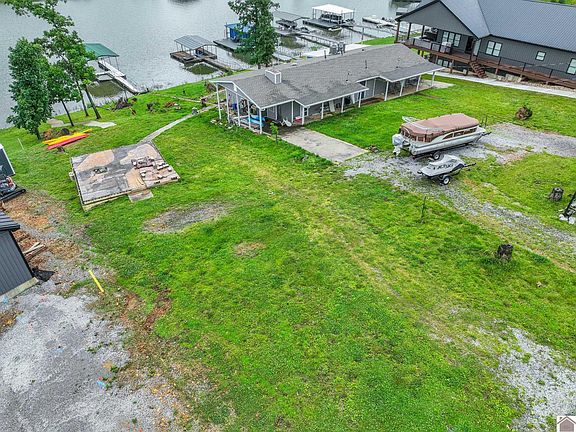 2nd image of 170 Concord Dr