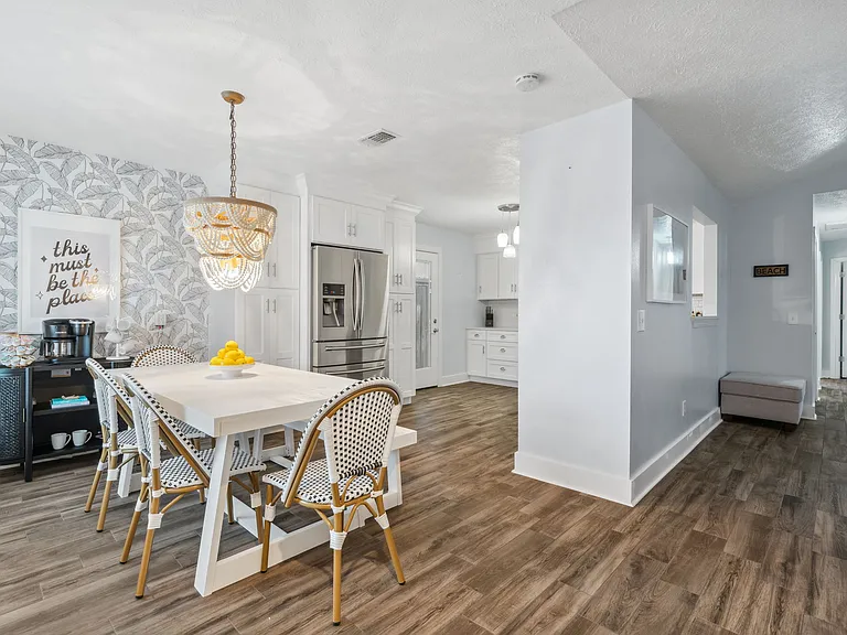 6527 Sunset Ave — Photo 10