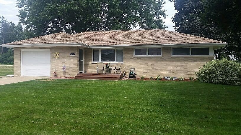 1st image of 1821 Crescent Dr