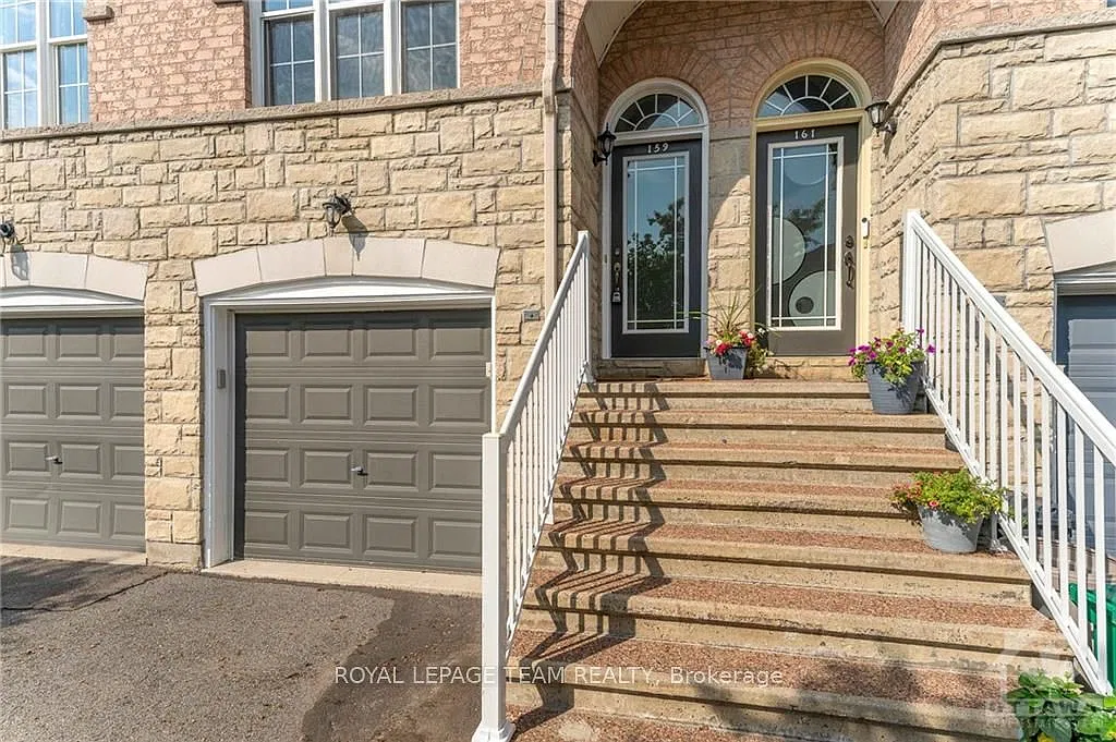 2 bed, $2,600 — Photo 3