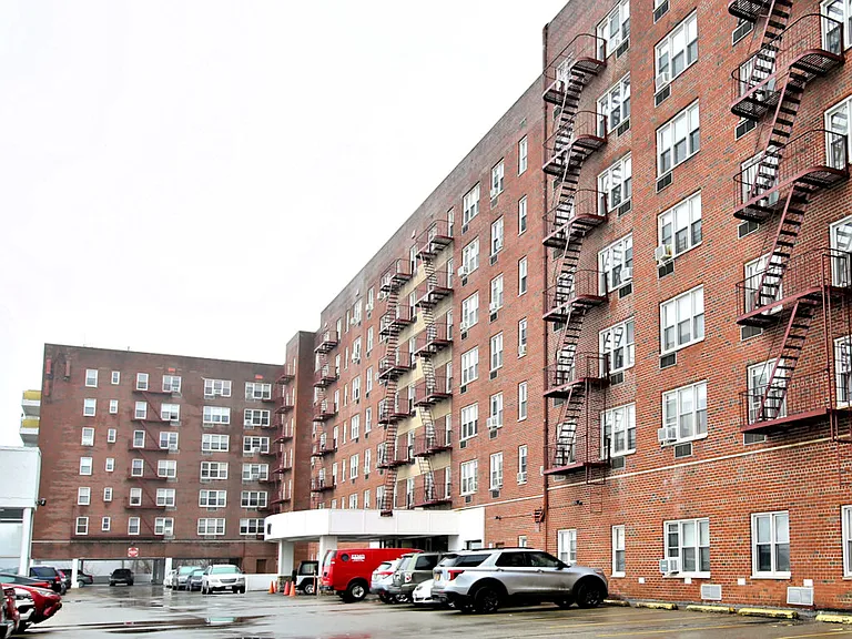 Apartment for Rent — Photo 13