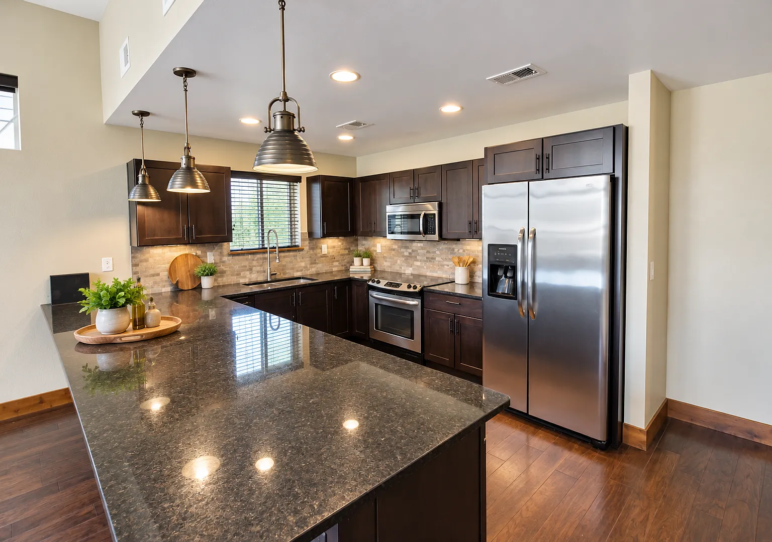 Incredible Townhome in Old Town North — Photo 3