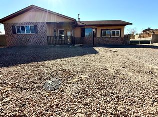 705 Ivory Rd SE, Rio Rancho, NM 87124
