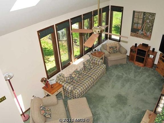 4th image of 10303 Horn Ct