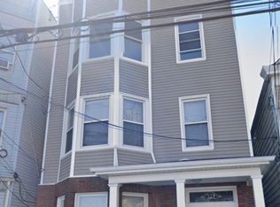 372 Elm St APT 3, Newark, NJ 07105
