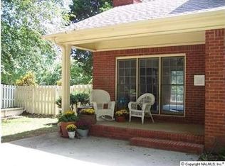 404 Spinnaker Ridge Dr, Madison, AL 35758