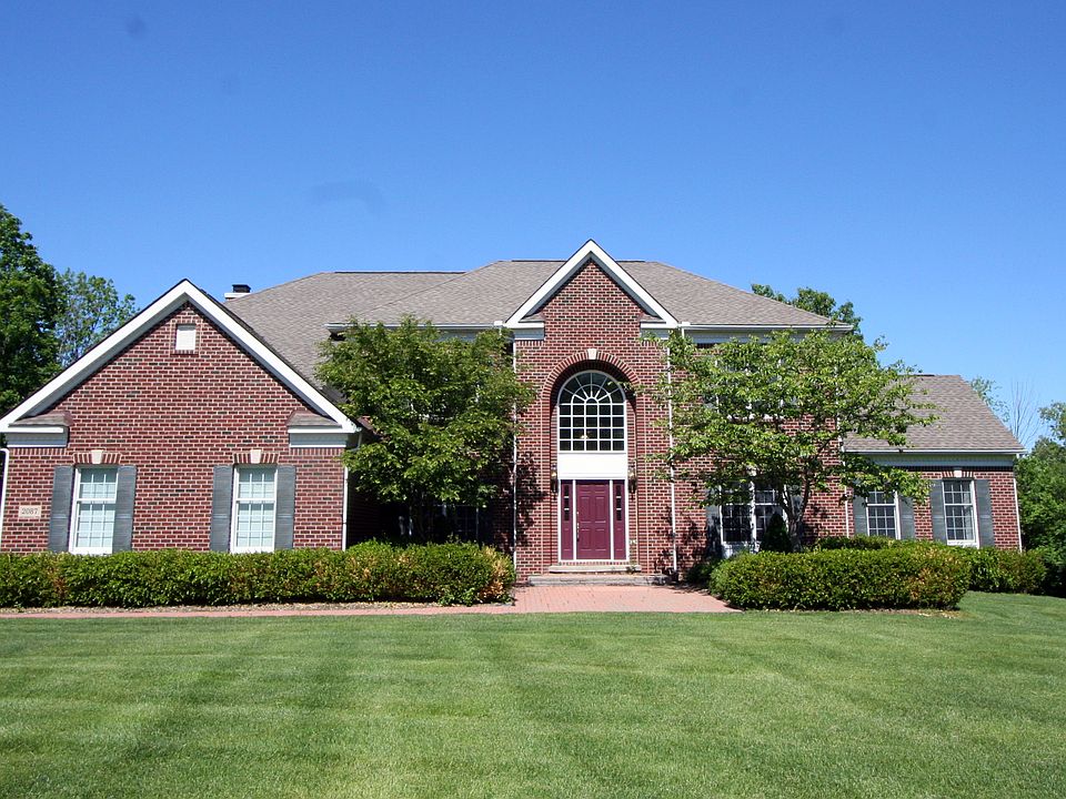 1st image of 2087 Whispering Woods Ct