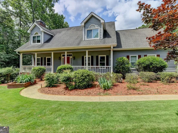 6393 Chestnut Pkwy, Flowery Branch, GA 30542