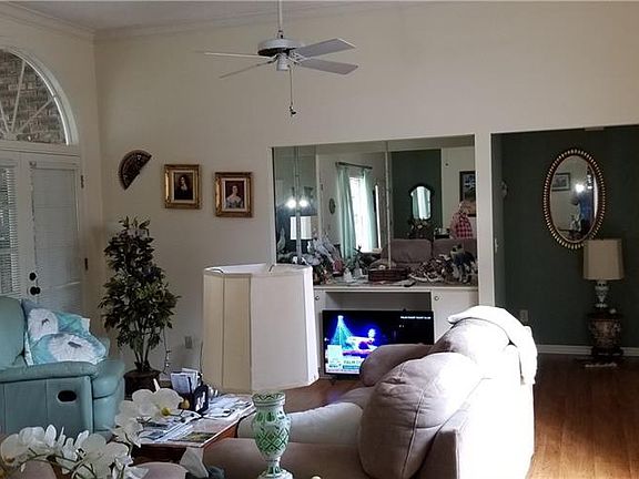 4th image of 2465 S Glen Eagles Dr