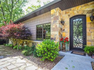 753 Oakridge Dr, Pineville, MO 64856