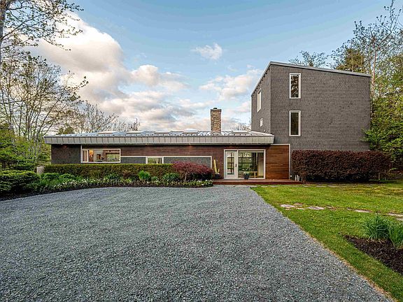 4th image of 476 Mineville Rd
