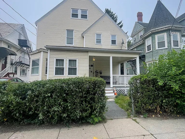 46 Ashford St #1 — Photo 8
