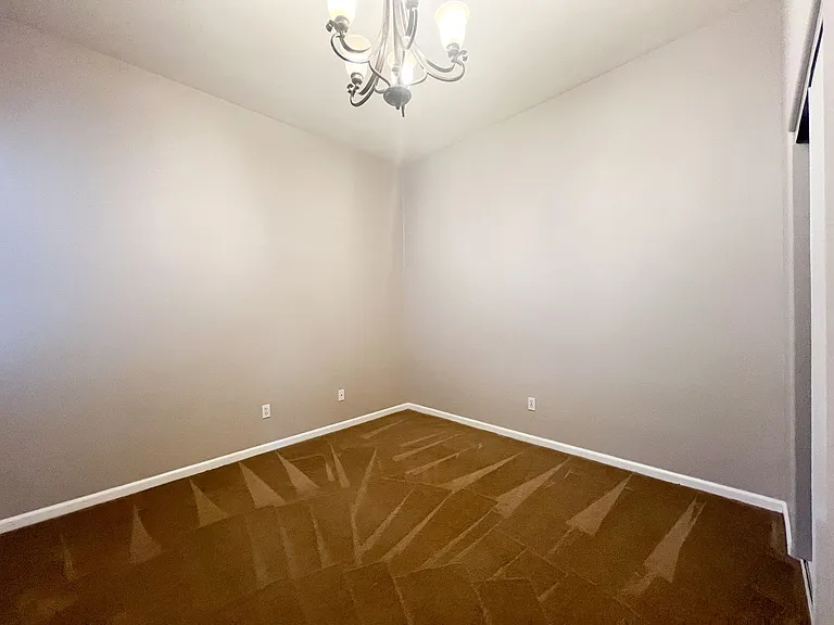 9721 Toscano Dr — Photo 35