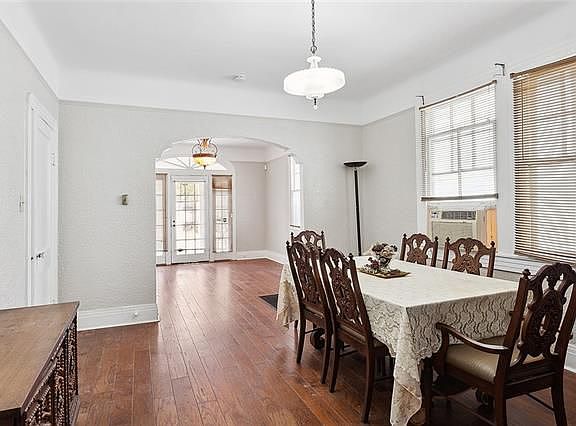 4th image of 2719 Dublin St