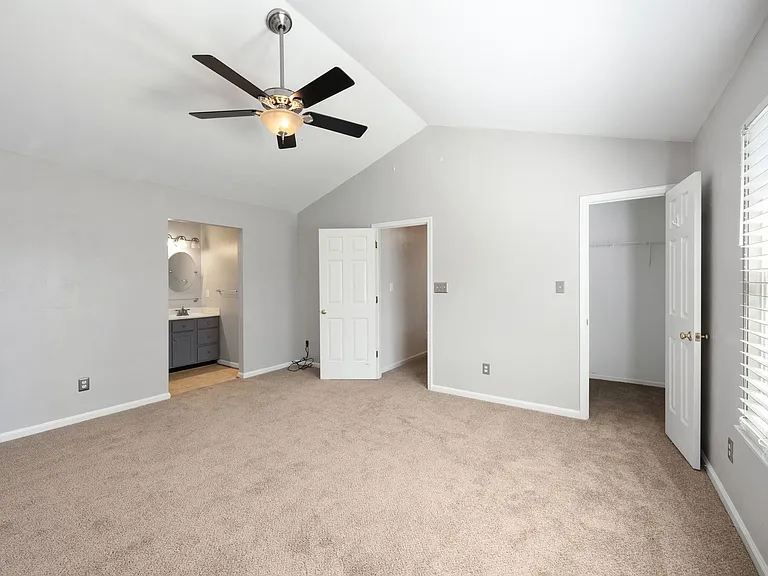 116 Hillside Ave — Photo 15