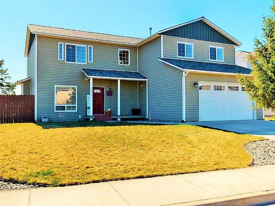 1st image of 1025 SW Marcia Dr