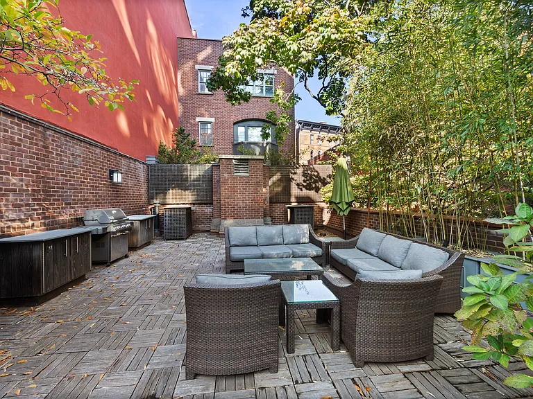 687 Greenwich St #1 — Photo 16