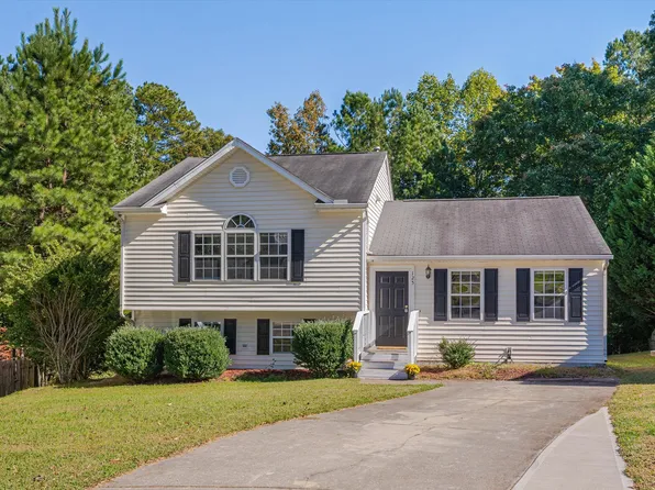 125 Aldeburgh Ct, Holly Springs, NC 27540