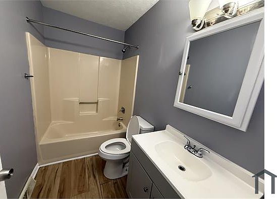 2nd image of 14 Wyegate Ct