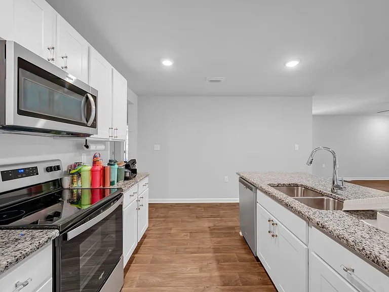 23909 Avernus Loop — Photo 8